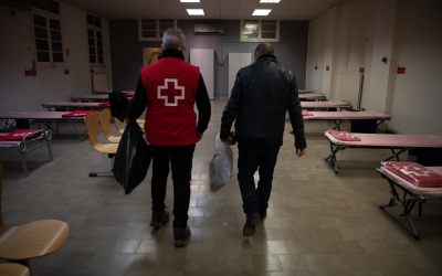 L'espai d'acollida per a persones sense llar s'ha obert avui en previsió de que les temperatures a Sabadell cauran per sota els dos graus | Roger Benet